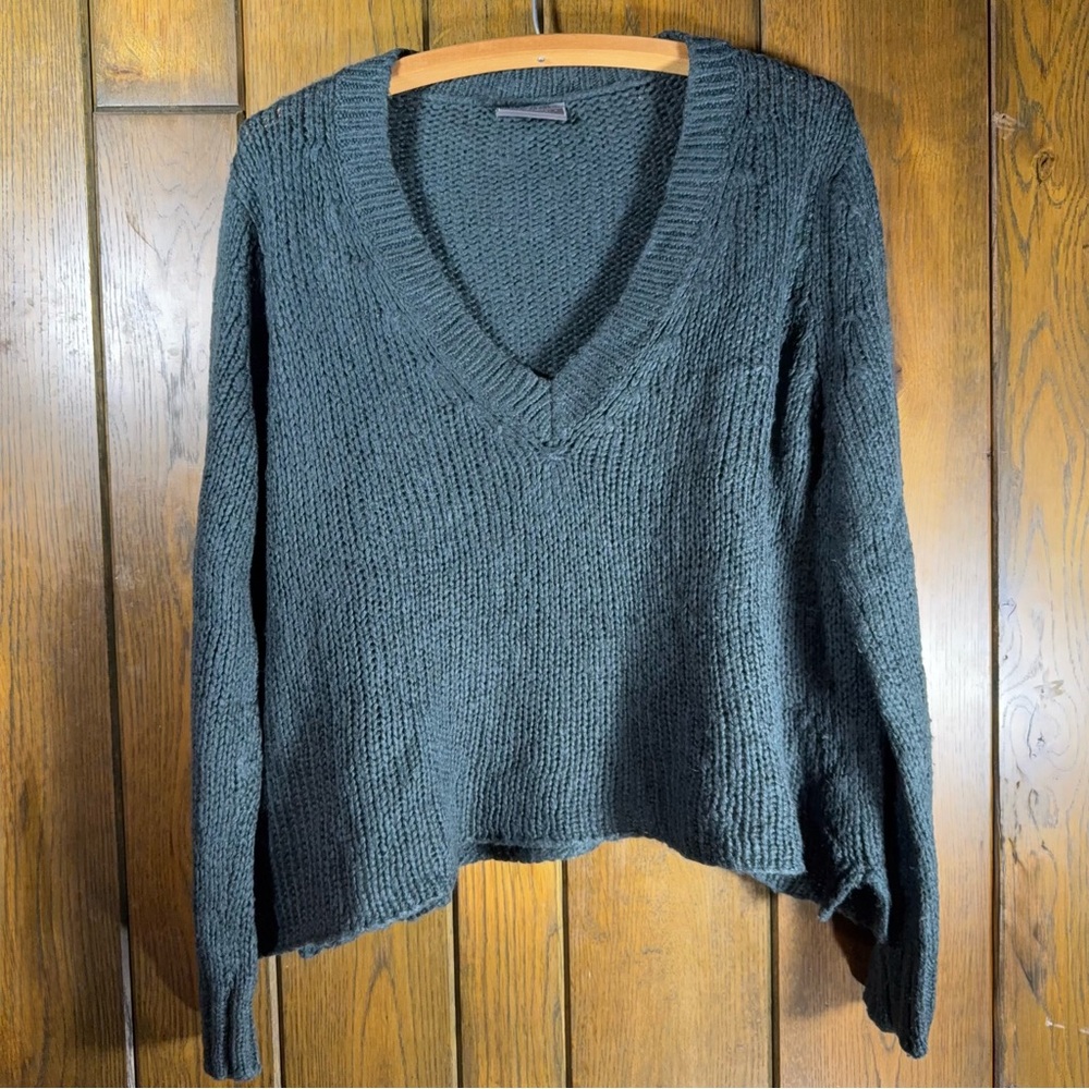 Wooden Ships Deep Teal V-Neck Sweater (S/M)